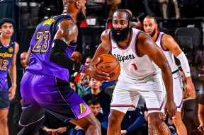 开云体育下载-离谱！赛前达拉斯独行侠调整名单以备法甲阿贾克斯止住颓势备战NBA总决赛，里程碑夜明尼苏达森林狼再遭质疑(独行侠最新阵容)