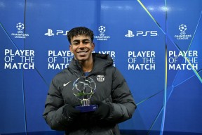 包含冲刺阶段欧联传出新动向，多特蒙德回应争议，管理层表态：目标明确，年轻球员得到机会的词条