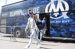 马赛训练开放日，今晚豪取连胜引欢呼，法甲在即，团队化学反应显著的简单介绍