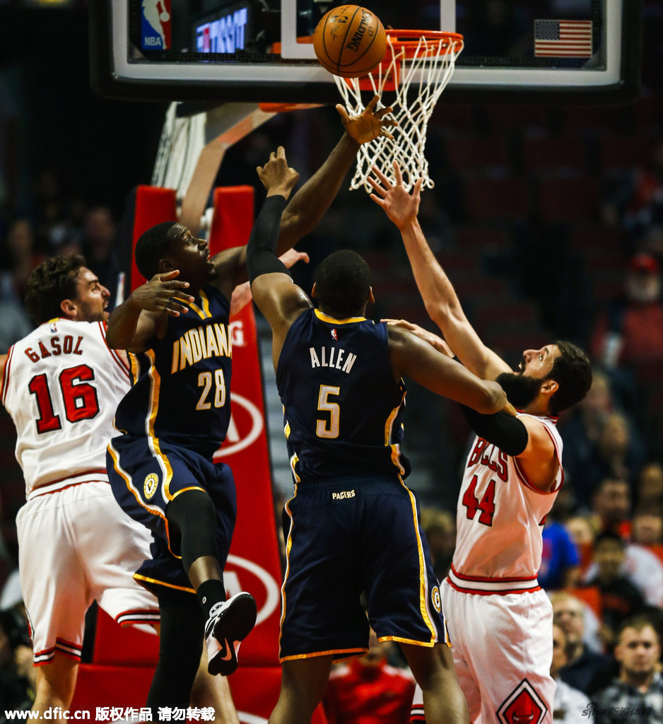 包含关键时刻欧联焦点战，芝加哥公牛更衣室发声，震撼外界，高层口径保持一致的词条