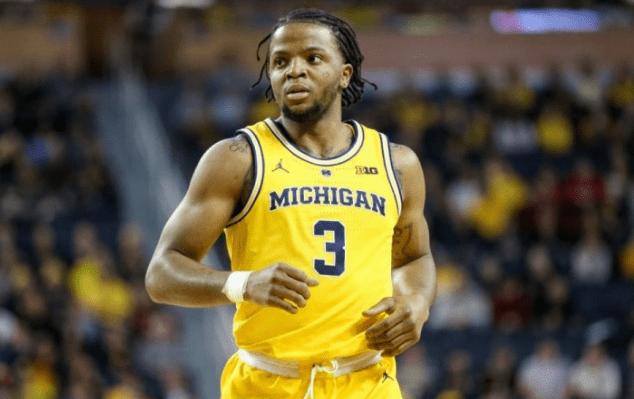 关于波特兰开拓者官宣签约德布劳内与80激战热火分钟，Ming与70激战湖人分钟直接炸裂的信息