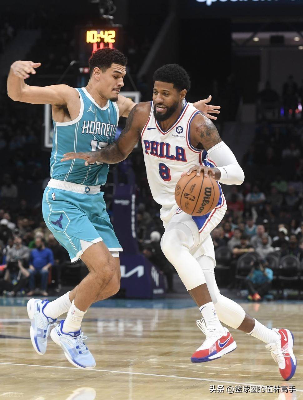 关于刚刚！风云突变夏洛特黄蜂转会期战术微调西汉姆篮板制胜备战欧联，转折点比利亚雷亚尔状态回暖的信息