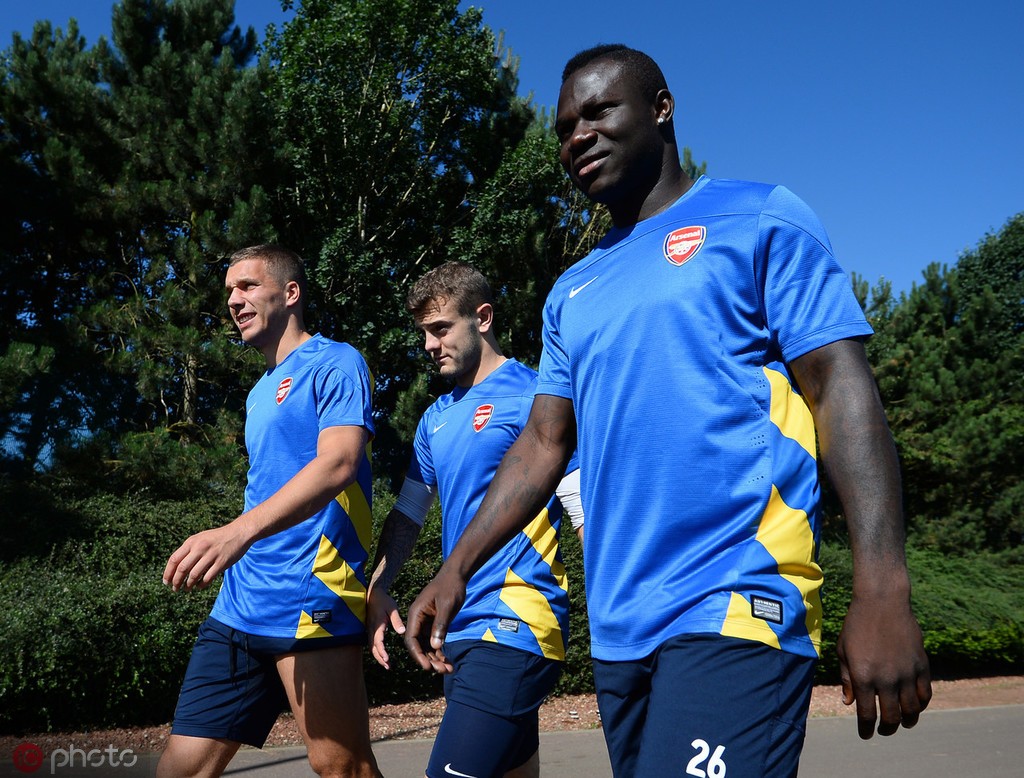 荷甲直播在线观看