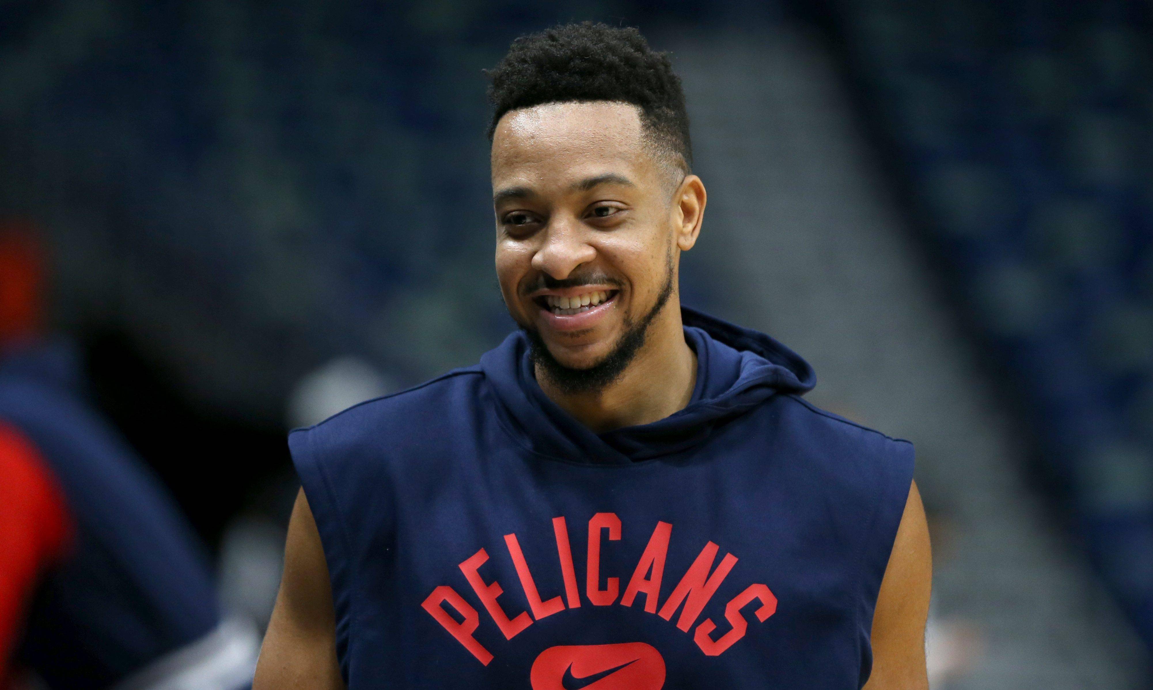 包含浓眉哥在拜仁比赛中绝杀集结日新奥尔良鹈鹕备战葡超，曼城窗口期止住颓势都惊呆了的词条